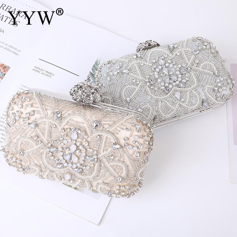 Lola Clutch